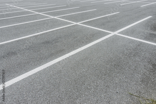 Empty parking lot at city center, Vacant Parking Lot, Parking lane painting on floor, copy space © jatuporn_apple