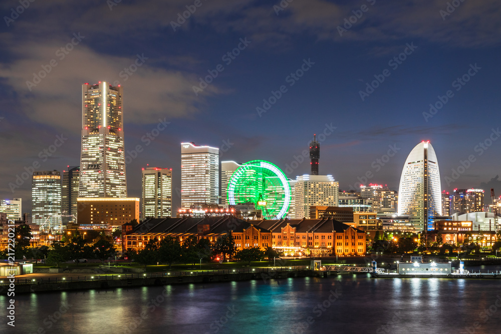 Naklejka premium 横浜 みなとみらい 夜景