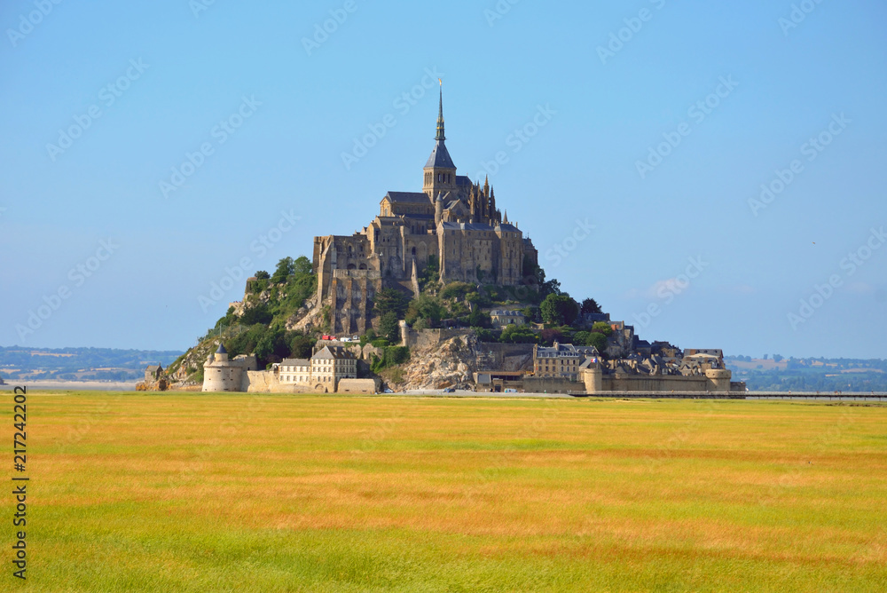 Fototapeta premium Mont Saint-Michel in France