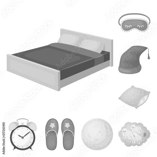 Rest and sleep monochrome icons in set collection for design. Accessories and comfort vector symbol stock web illustration.