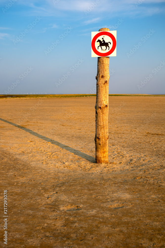 Reiten am Strand verboten