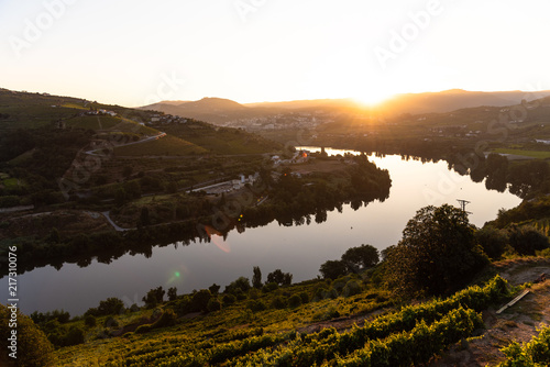 Sunrise no Vale do Douro - Portugal