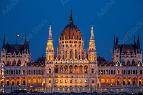 The Hungarian Parliament Building on the bank of the Danube in Budapest © Ruslan Gilmanshin