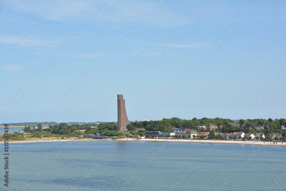 Naklejka premium Blick auf Laboe, die Kieler Förde