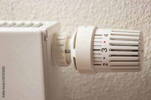 Thermostat, commande radiateur