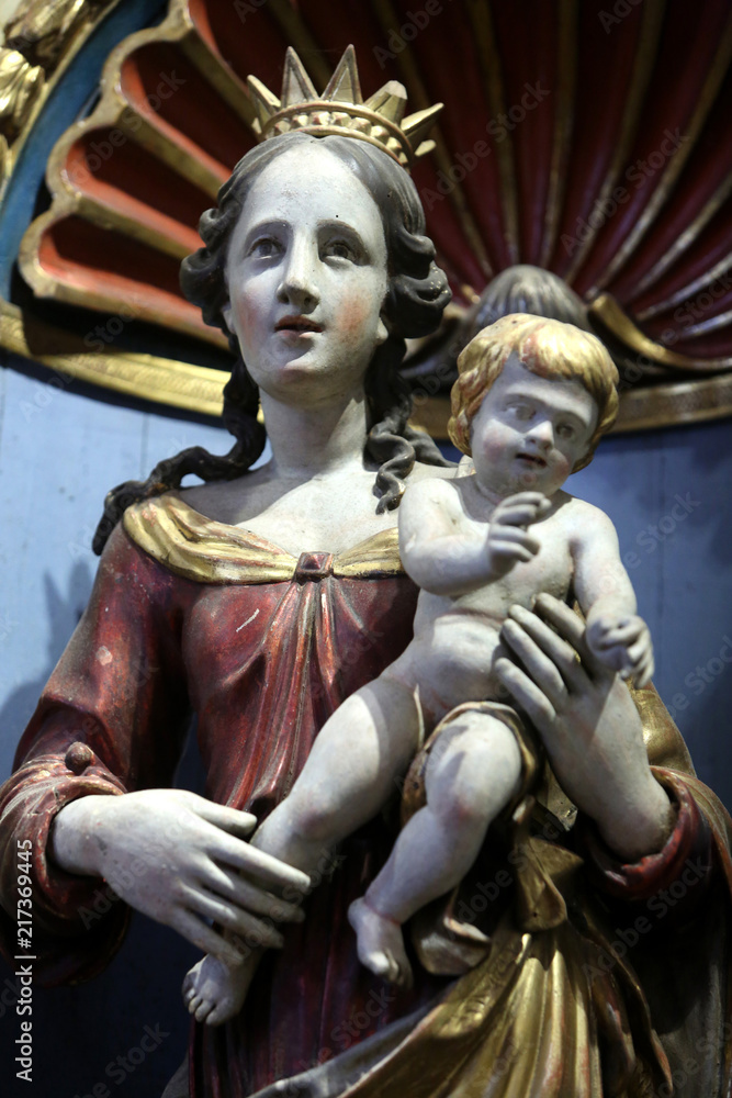 Vierge à l'Enfant. Eglise Notre-Dame de l'Assomption. Cordon. / Virgin and Child. Church of Our Lady of the Assumption. Cordon.