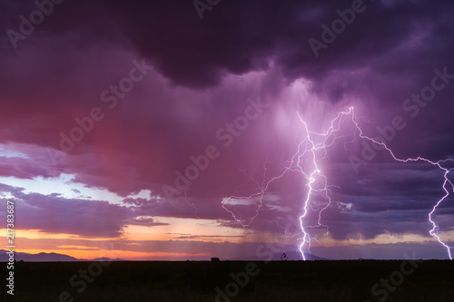 Lightning and thunderstorm at sunset © JSirlin