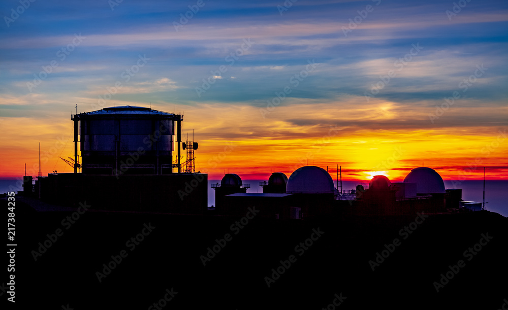 Fototapeta premium observatory at sunset