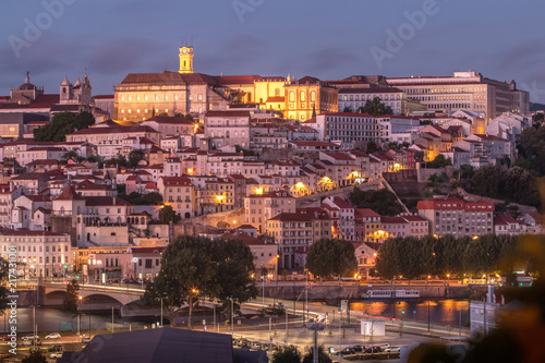 Konstfotografi Coimbra old town with University of Coimbra, seen from Santa Clara, with the Mon