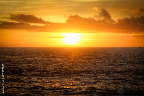 Fototapeta Naklejka Na Ścianę i Meble -  Seascape Sunset