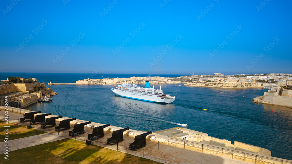 Malta Valletta view above harbour with cruiser