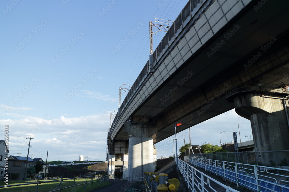 Obraz premium 高架鉄道