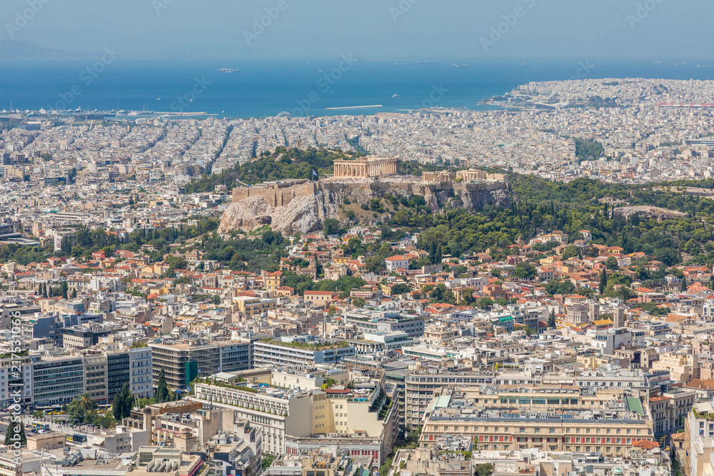 Vue sur Athènes et l'Acropole depuis la colline du Lycabette