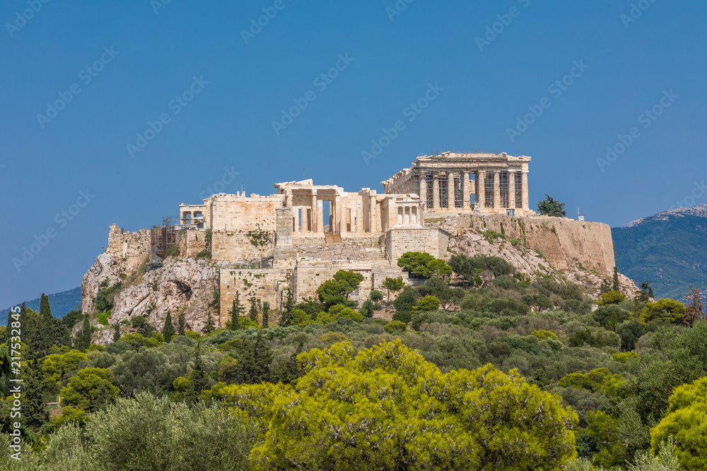 Vue sur l'Acropole depuis la colline des Nymphes à Athènes