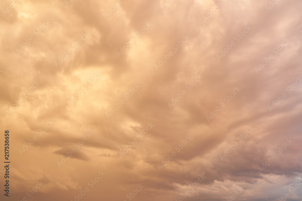 Himmel Hintergrund mit Wolken