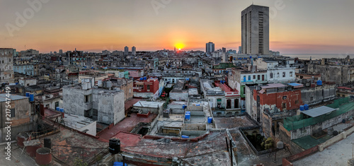 Sunset over La Havane