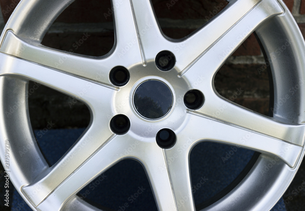 Second hand alloy wheels in store, Aluminium Alloy rims. Second hand alloy wheels in store, Aluminium Alloy rims.