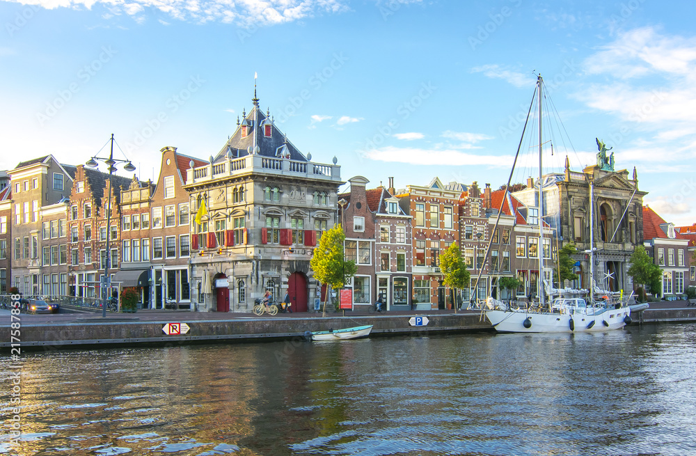 Fototapeta premium Haarlem canals and architecture, Netherlands