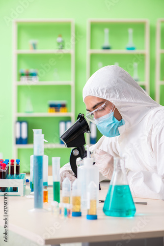 Chemist working in the lab on new experiment