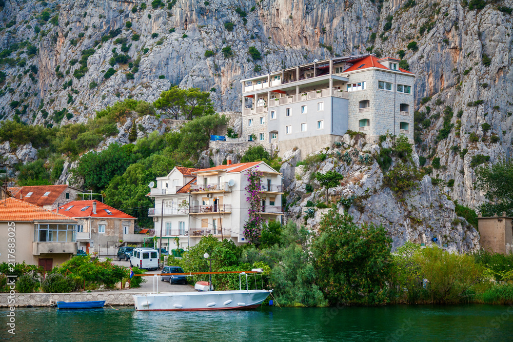 buildings in the small town Omis