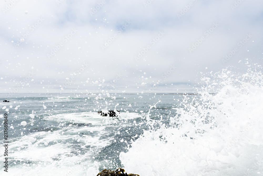 Obraz premium crashed wave