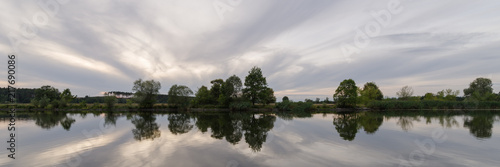 Panorama einer Flusslandschaft an der Havel im Naturpark Westhavelland