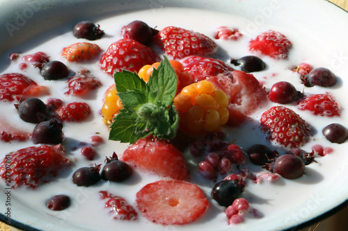 breakfast in the village berries with milk