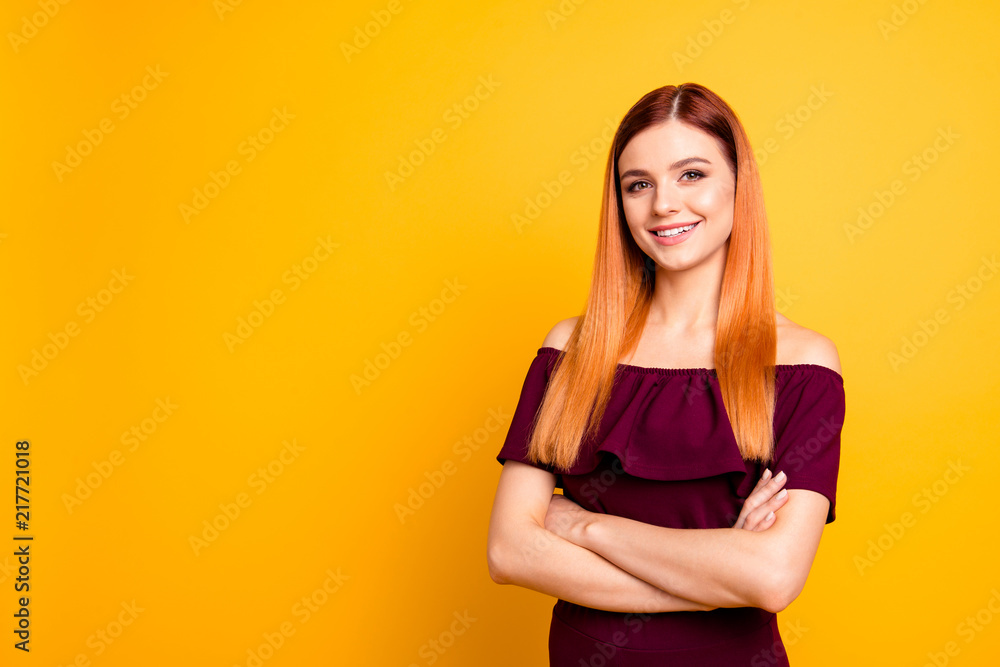 Obraz premium Close up photo portrait of delightful cheerful excited attractiv
