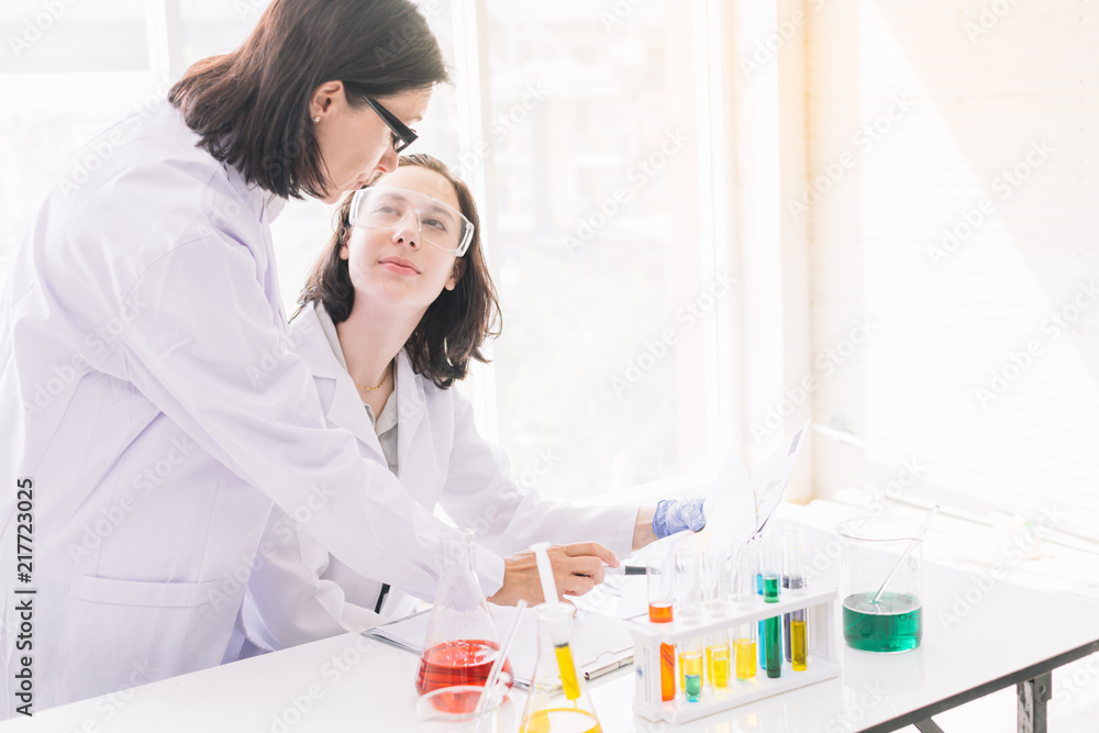 Medical researchers are working on an experimental new treatment.Scientific concept Medical researchers are working on an experimental new treatment.Scientific concept
