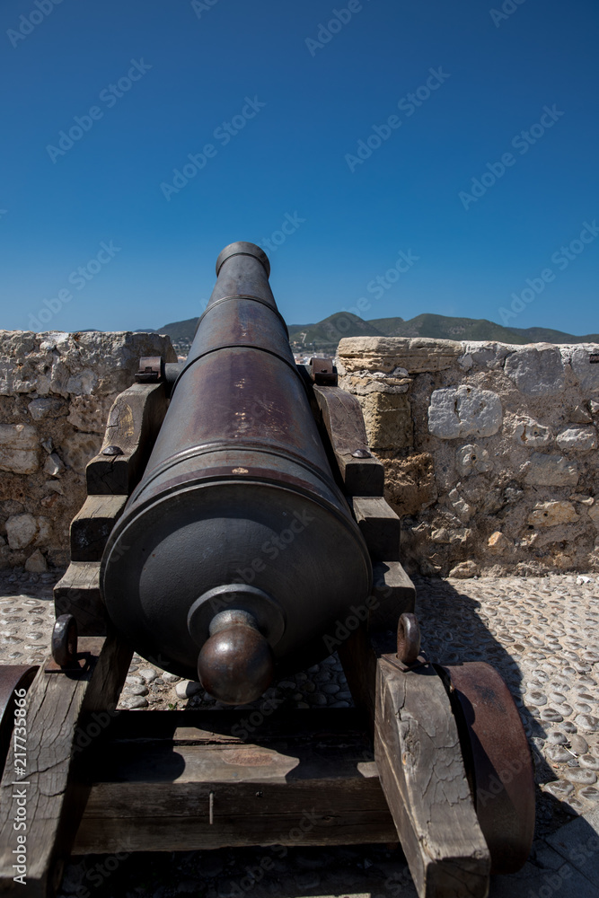 Kanone auf der Stadmauer von Dalt Vila