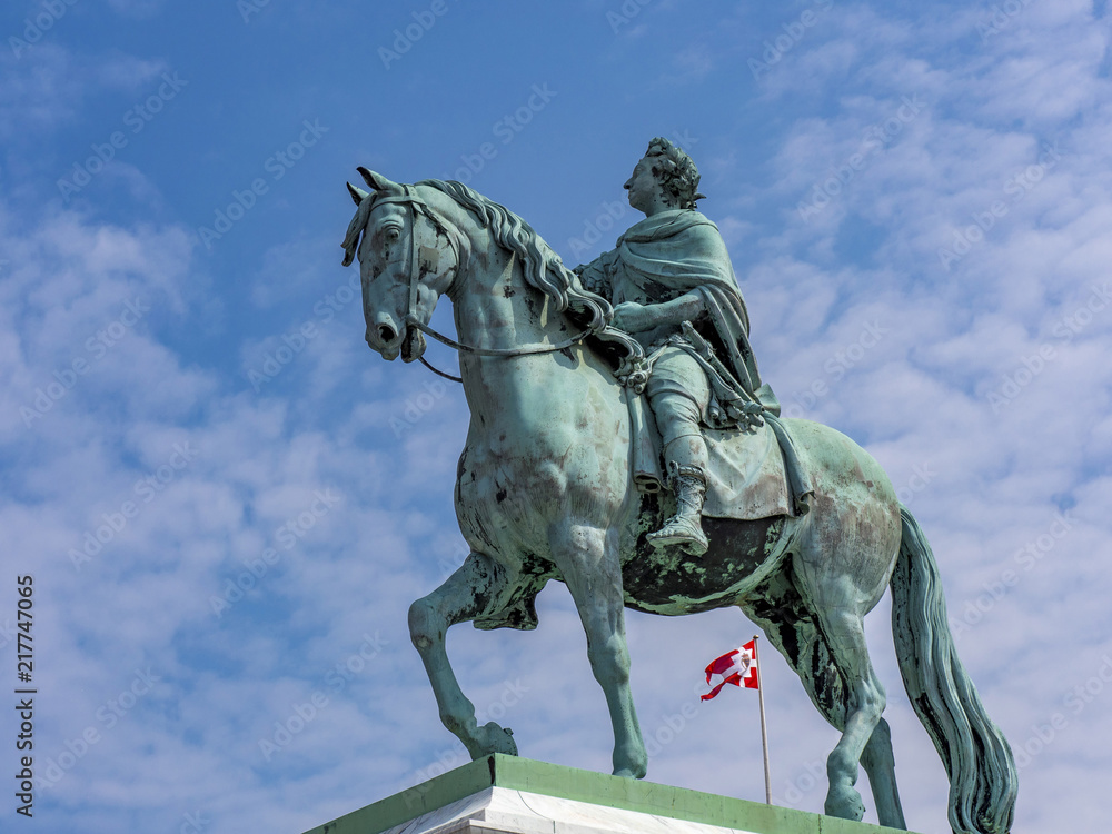 Equestrian statue of Frederik V in front of Amalienborg Castle, Copenhagen, Denmark, Scandinavia