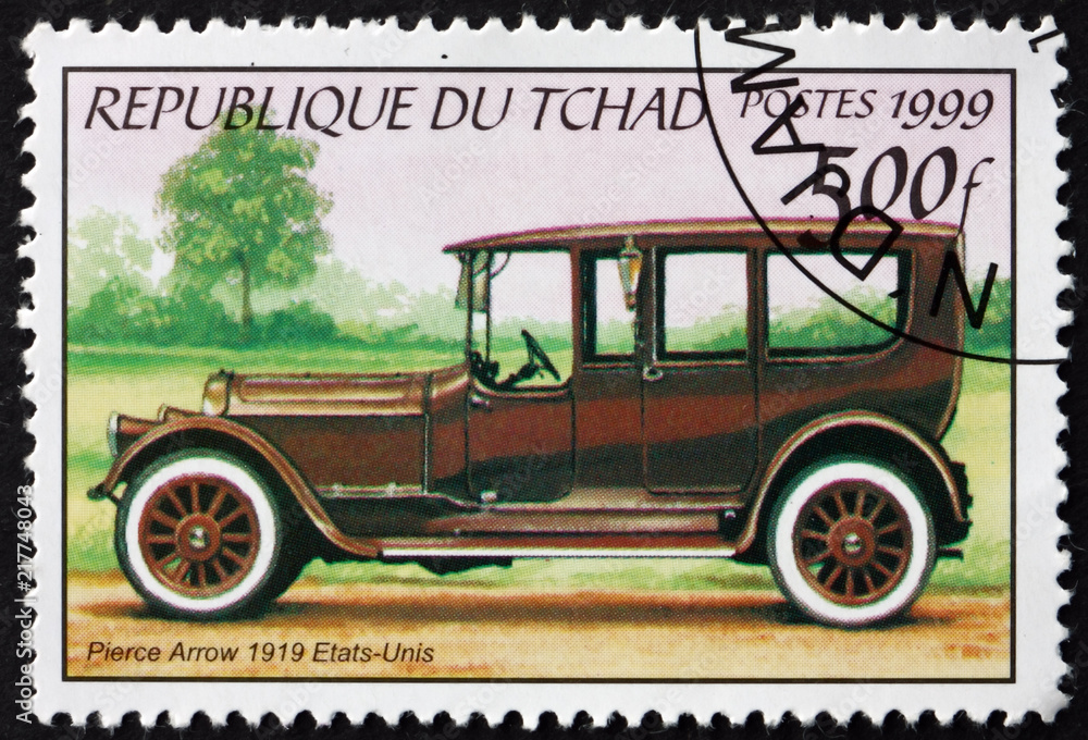 Postage stamp Chad 1999 1919 Pierce-Arrow, Vintage Car