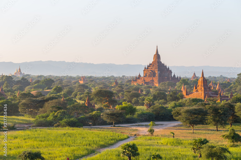 Obraz premium Bagan temples, Myanmar