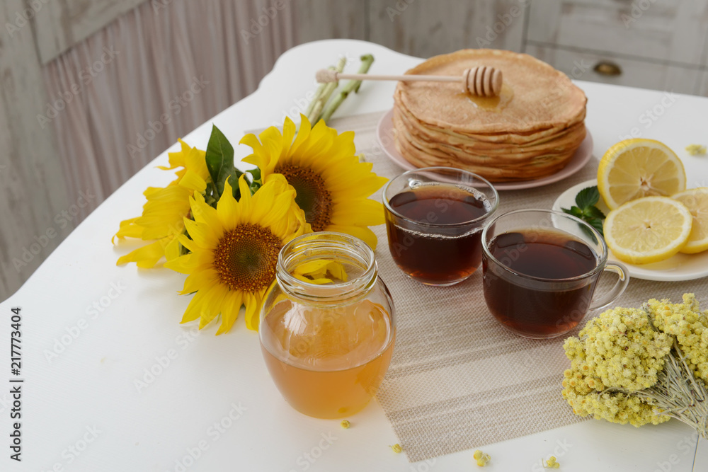 Honey, tea and pancakes