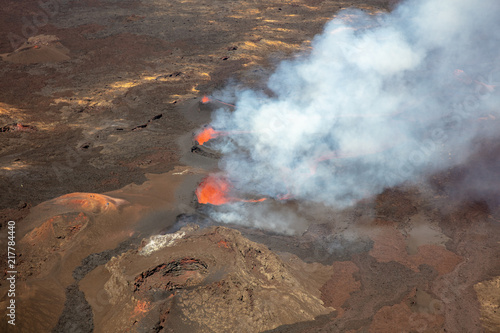 Eruption du volcan de la Fournaise à la Réunion en avril 2018