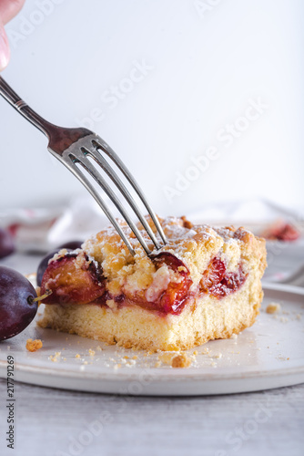 Photos Delicious plum crumble cake