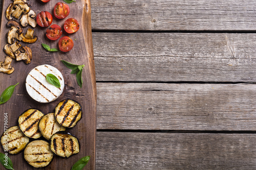 Grilled brie or camembert