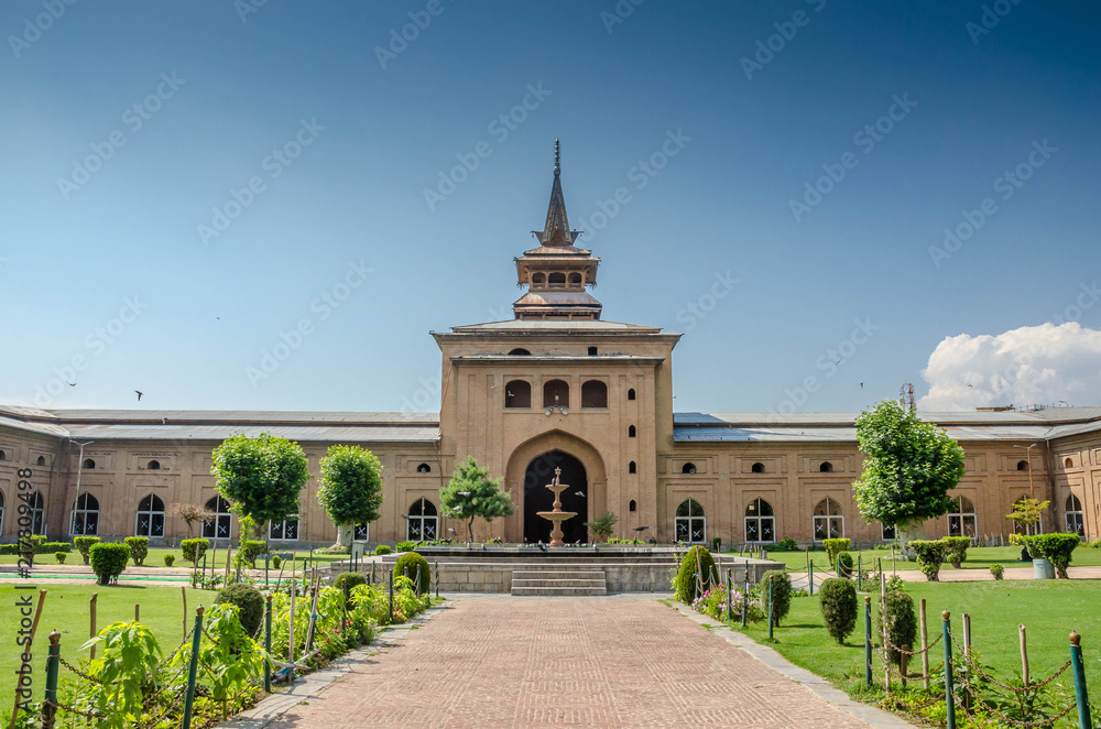 Jamia Masjid, mosque in Srinagar city, Jammu and Kashmir, India