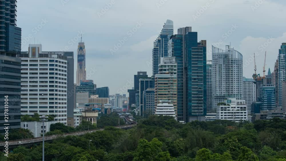 4k Time lapse, High floor view of sky train public transportaion, Modern city building background.
4k Time lapse, High floor view of sky train public transportaion, Modern city building background.