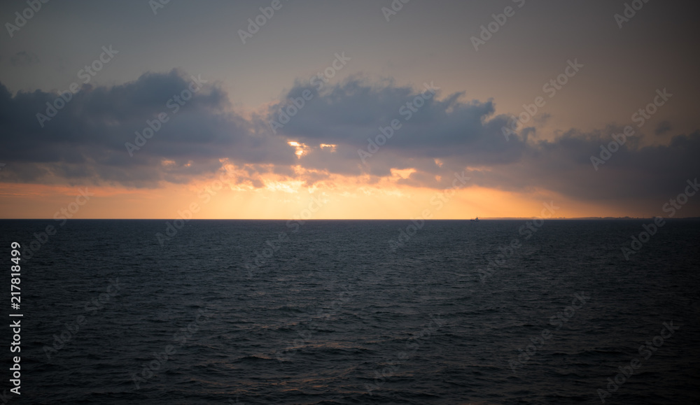 Sonnenuntergang über dem Meer am Kattegat