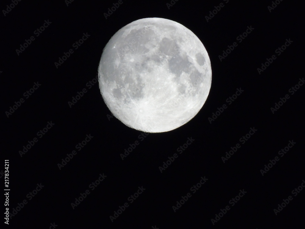 Obraz premium Detailed view of the Moon, Full Moon, Close up Moon in the dark sky