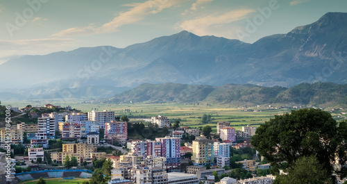 Gjirokastra, Albanien,Teil der Neustadt.18096.jpg © kranidi