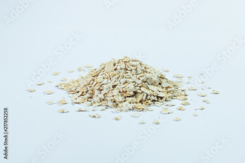 organic dry oat , cereal food .