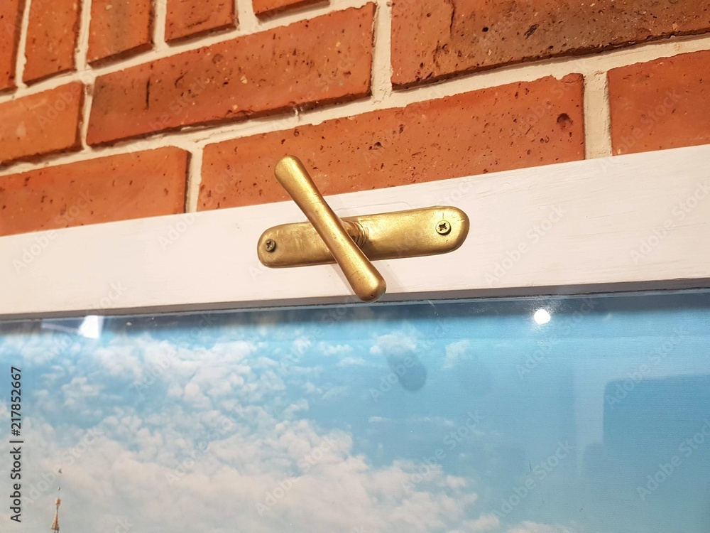 Obraz premium Kraków mieszkanie cegła renowacja