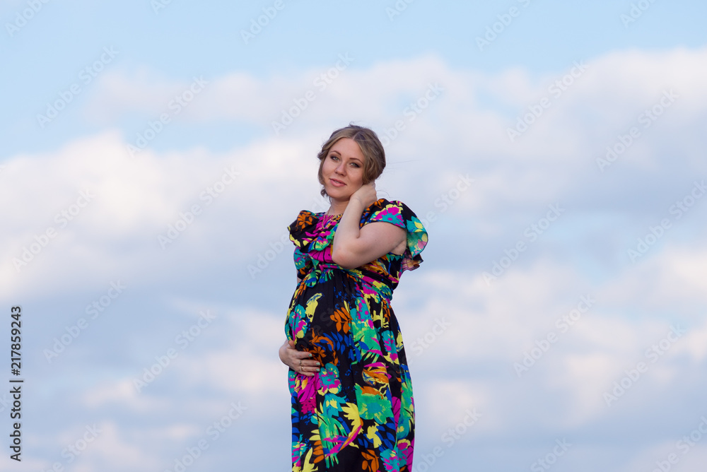 photo session in the nature cute pregnant girl photo session in the nature cute pregnant girl