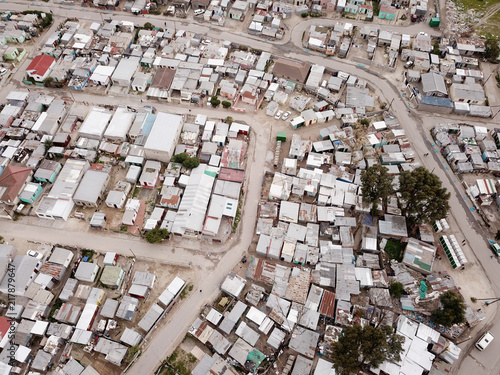 Aerial view over South African township © fivepointsix