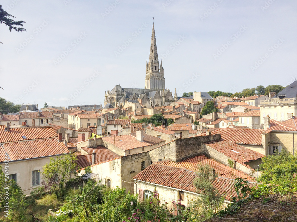 A cityscape photograph of the town of Fontenay Le Comte in the region of Vendée, France
