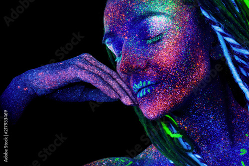 Fotografie The girl face, aliens asleep