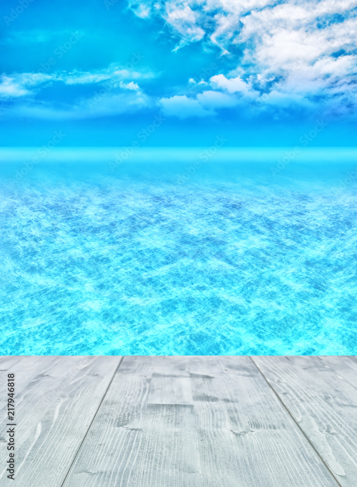 Perfektes blaues Meer um richtig sich im Urlaub zu  entspannen 