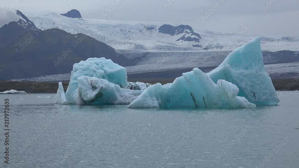 Boat tour in the Jokulsarlon glacier lagoon (Iceland) with a lot of Icebergs (4K) Boat tour in the Jokulsarlon glacier lagoon (Iceland) with a lot of Icebergs (4K)